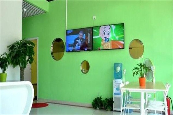 七彩果艺术培训